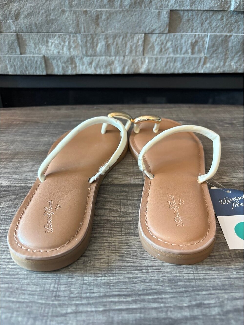 Universal Thread Sandals - Picture 4 of 5